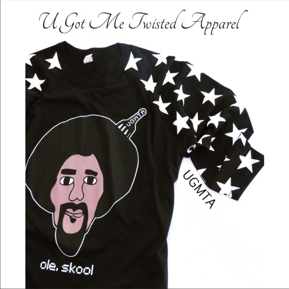 Black men’s tshirt with baseball length sleeves.